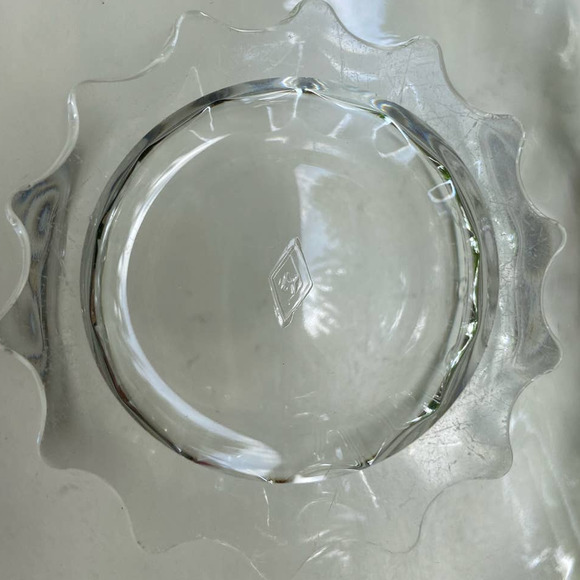 Heisy Lariat Curved Bon Bon Plate - Picture 4 of 4